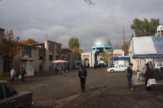 “Beshyogʻoch” bozori oʻrnida yirik biznes markazi tashkil etilishi rad etildi