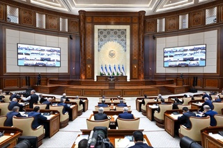 Prezident barcha rahbarlarni sudlar faoliyatiga aralashishdan qatʼiy ogohlantirdi