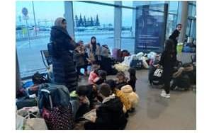 Посольство Узбекистана в Польше оказывает содействие в эвакуации сограждан из Украины на родину