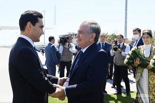 Ўзбекистон ва Туркманистон Президентлари - Самарқандда