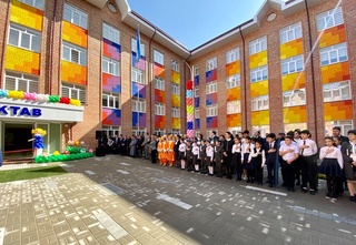 Хорижий тилларни ўқитиш бўйича энг яхши мактаблар Президент соврини билан мукофотланади