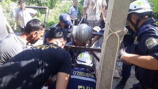 Фарғонада икки киши қудуқдан олиб чиқилди, лекин...