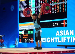 Жас аўыр атлетикашымыз Азия чемпионатының жеңимпазы болды