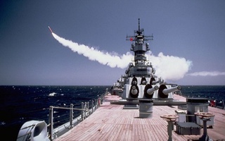 Шольц узоқ масофага уча оладиган ракеталарни Германия ҳудудида жойлаштириш режасини қўллаб-қувватлади