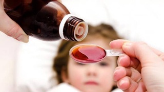 Арестованы производители препарата, виновного в смерти 200 детей в Индонезии