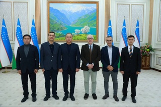 Хоким Навоийской области Нормат Турсунов принял группу итальянских врачей