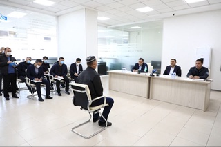 Фарғона вилояти ҳокими афв этилган фуқаролар билан учрашди