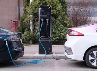 “Yashil” iqtisodiyot va chiqindilarni boshqarishni qoʻllab-quvvatlashga qaratilgan yangi choralar qabul qilindi