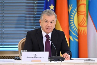 Ўзбекистон Президенти Германия бизнеси етакчилари билан учрашувда иштирок этди