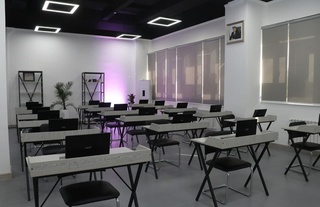 Samarqandda tadbirkorlik oʻquv kurslari yangicha tizim asosida oʻqitilmoqda