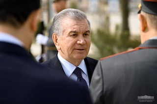 The President visits the Higher Military Aviation School