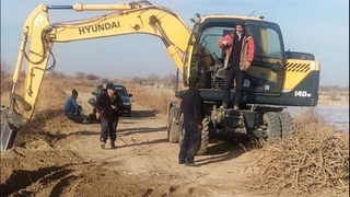 Beruniyda 530 kg qizilmiya ildizlarini qazib olib ketayotganlar ushlandi