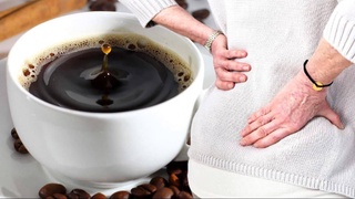 Ученые предупредили об опасности кофе для здоровья костей