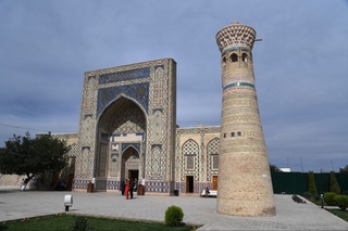 Бухоро туристик  чорраҳага айланмоқда