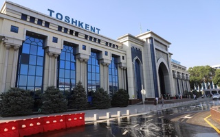 “Toshkent-Markaziy”temir yoʻl vokzali hududiga avtomobilda kirib-chiqish imkoni yaratildi