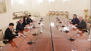 Азербайджанские наблюдатели встретились с депутатами Законодательной палаты Олий Мажлиса