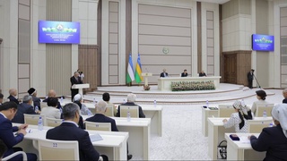 Аманбай Оринбаев Қорақалпоғистон Республикаси Жўқорғи Кенгеси раиси этиб сайланди