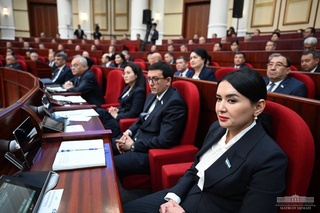 Quyi palatadagi 12 ta qoʻmita oʻrnida 10 ta yangilangan qoʻmita tashkil qilindi