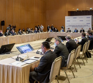 Davlat korxonalarini xususiylashtirish: tadbirda xalqaro OAV vakillari ishtirok etdi