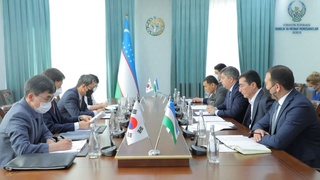 Бандлик ва меҳнат муносабатлари вазирлигида Корея Республикаси элчиси билан учрашув бўлиб ўтди