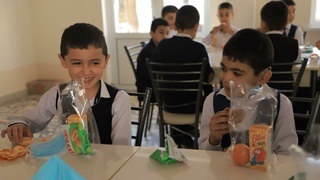 11 ноябрдан Қорақалпоғистонда мактаб ўқувчиларини бепул овқат билан таъминлаш бошланади