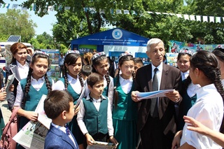 Болалар адабиётидан кўнглингиз тўладими?