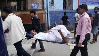 Hindistonda nomaʼlum kasallik tufayli 140 kishi shifoxonaga yotqizildi