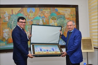 Покистон Ислом Республикаси Бош вазири маслаҳатчиси Самарқанд шаҳрининг туризм салоҳияти билан танишди