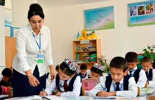 В Узбекистане должностные лица, незаконно вмешивающиеся в деятельность педагогов, могут быть подвергнуты административному аресту