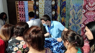 Ҳунармандони ӯзбек дар ярмаркаи намоишии Тоҷикистон ба кор шурӯъ карданд