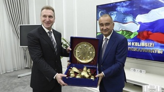 Хоким города Ташкента встретился с председателем «Внешэкономбанка»