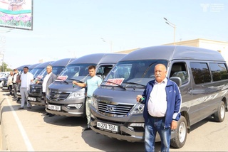 В Бухару будут привезены 100 новых автобусов и микроавтобусов