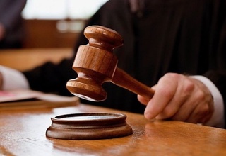 Омбудсманга мурожаат қилган маҳкум суд залидан озодликка чиқарилди