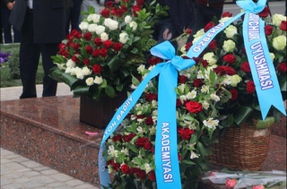 Пойтахтимиздаги Чингиз Айтматов ёдгорлиги олдида  адабий-маърифий тадбир ўтказилди