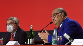 Алишер Усманов переизбран президентом Международной федерации фехтования