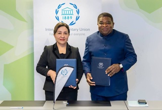 Сенат Баслығы Женевада Парламентлераралық аўқамның Бас хаткери менен ушырасты