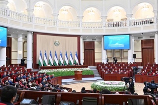 Қонунчилик палатасида сиёсий партиялар фракциялари рўйхатга олинди