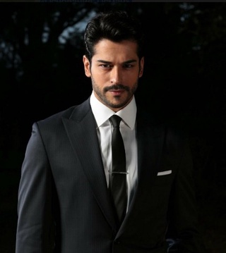 Машҳур турк актёри Бурак Озчивит XIV Тошкент халқаро кинофестивалида иштирок этади