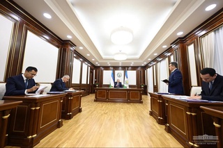 Тақдимоти чорабиниҳо оид ба рушди технологияи зеҳни сунъӣ ва лоиҳаҳои стартап баргузор гардид