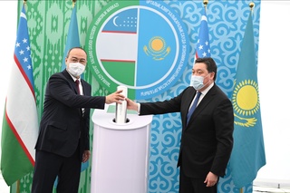 Ўзбекистон делегацияси Қозоғистонга ташриф буюрди