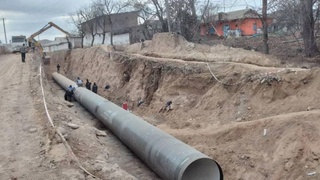 "Ўзсувтаъминот" маълумотро дар бораи ғорати 7 миллион доллар, ки барои бещдошти таъминоти оби нӯшокӣ дар Сирдарё ҷудо шудааст, рад кард