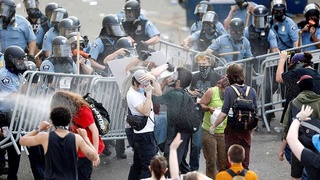 В США задержаны более четырех тысяч протестующих