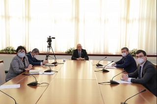 Мактабларнинг неча фоизи юқори тезликдаги интернетдан фойдаланмоқда?