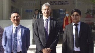 Семь «Американских уголков» в Узбекистане