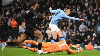 «Манчестер Сити» с Хусановым проиграл дома «Байеру»