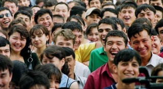 O'zbekiston aholisining o'rtacha yoshi qancha?