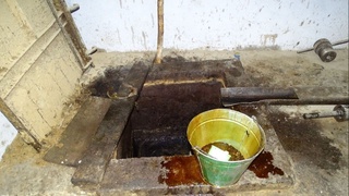 Хонадонида дориланган пахта чигити маҳсулотларидан мой ишлаб чиқараётган шахс фаолиятига чек қўйилди