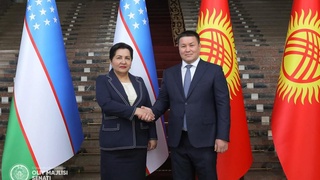 T.Narbayeva tashabbusi bilan ayol deputatlar va mintaqaning yetakchi ayollari oʻrtasida yaqin aloqalar yoʻlga qoʻyildi