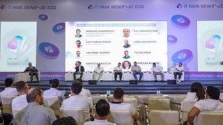 В IT-академии Astrum состоялась ежегодная конференция «IT Park Rewind 2022»