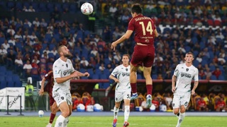 Элдор Шомуродов забил первый гол после возвращения в «Рому»